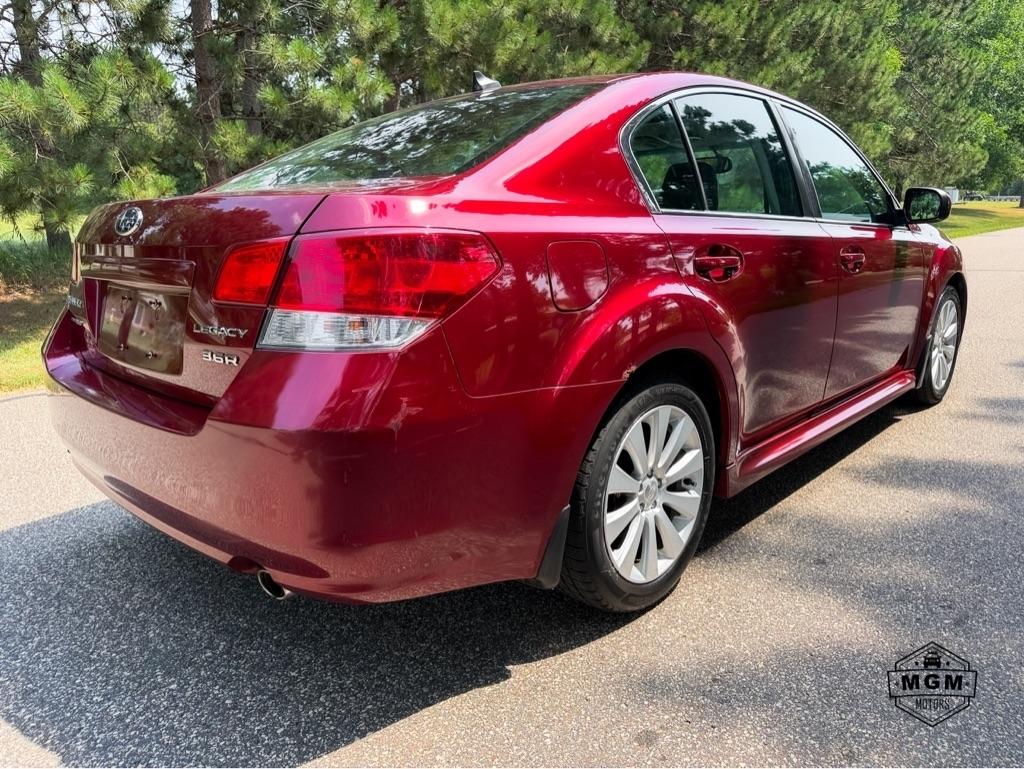 Subaru Legacy 3.6R Limited 2011