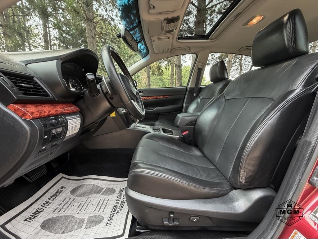 Subaru Legacy 3.6R Limited 2011