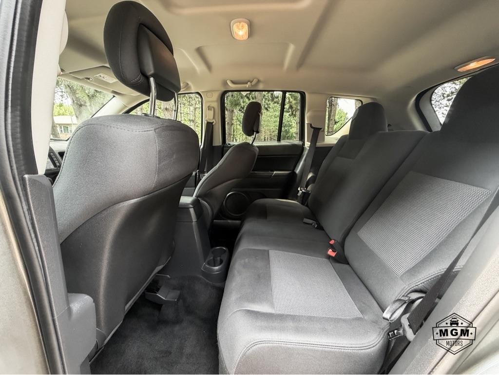 Jeep Compass Latitude FWD 2012