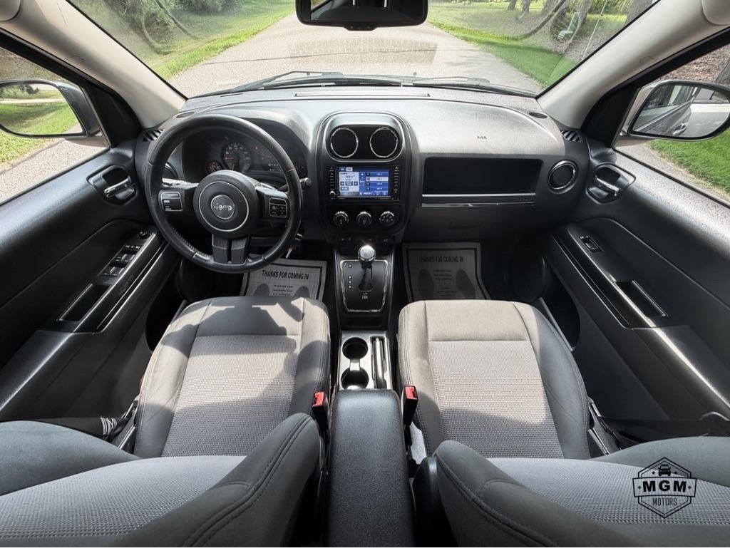 Jeep Compass Latitude FWD 2012
