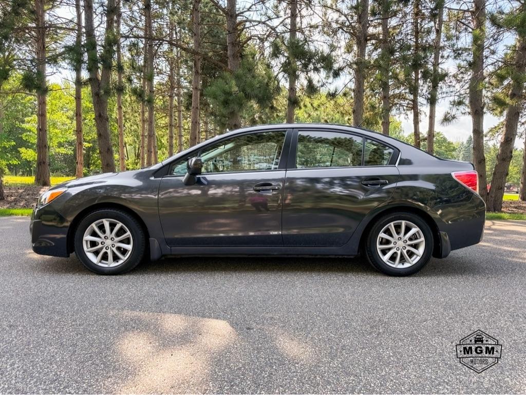 Subaru Impreza Premium 4-Door w/All Weather Package 2012