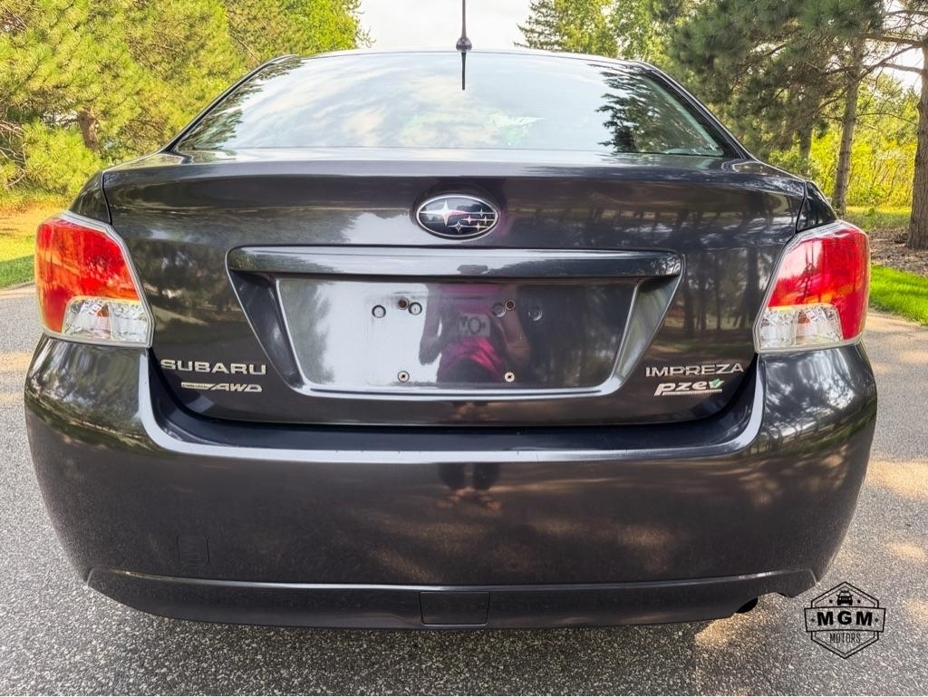 Subaru Impreza Premium 4-Door w/All Weather Package 2012