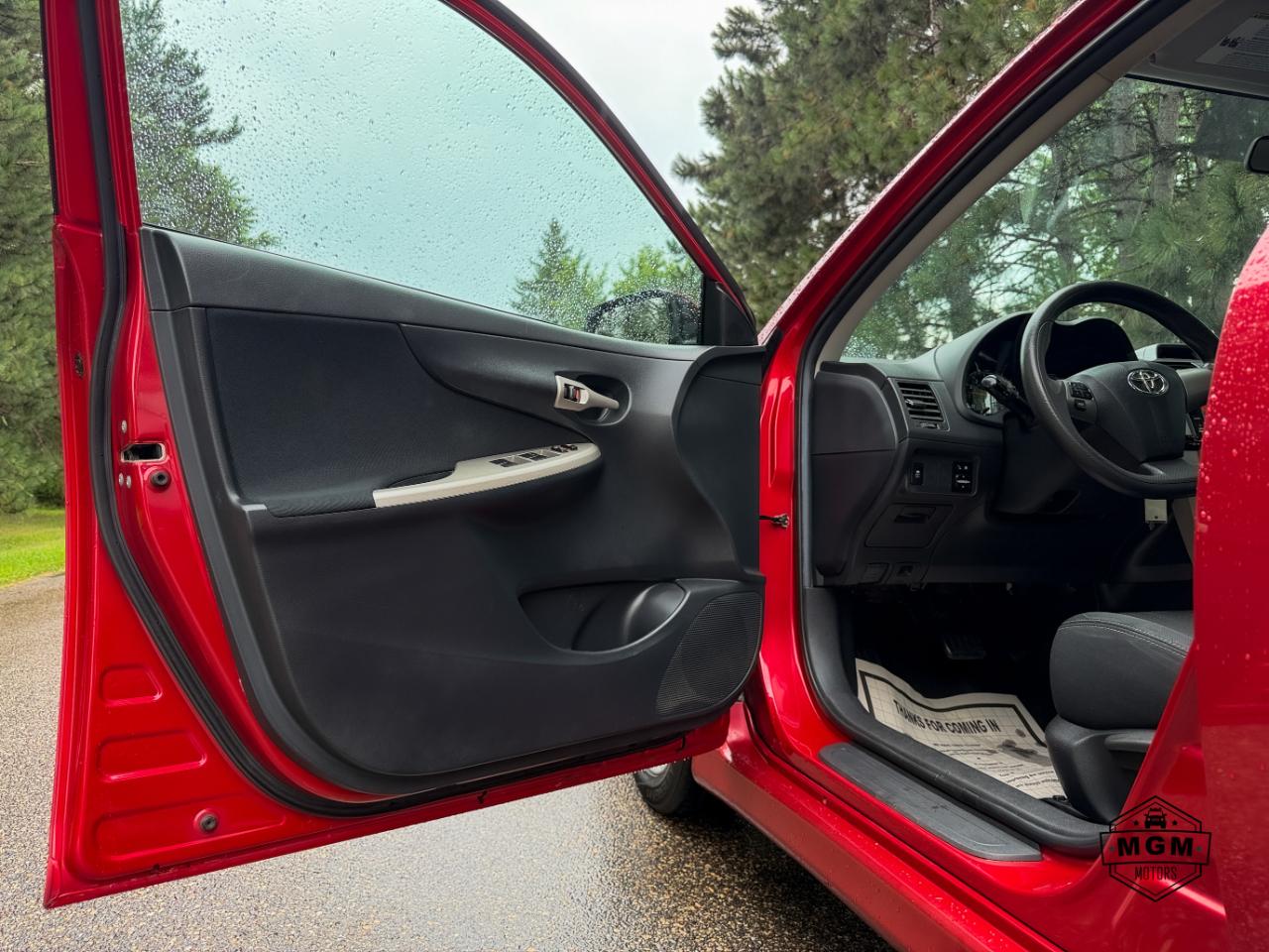 Toyota Corolla S 4D Sedan 2013