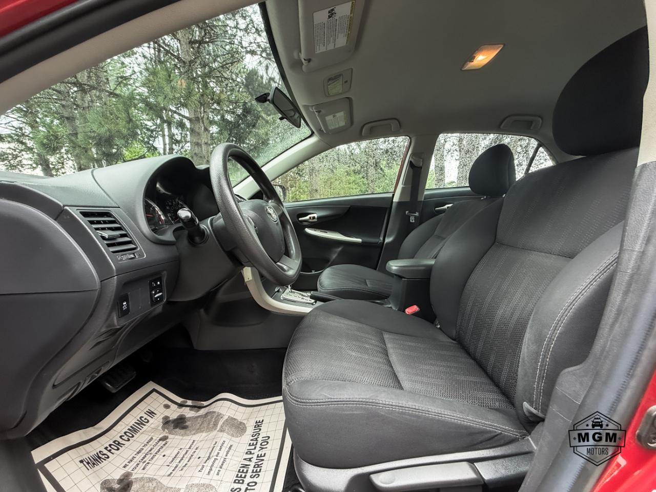 Toyota Corolla S 4D Sedan 2013