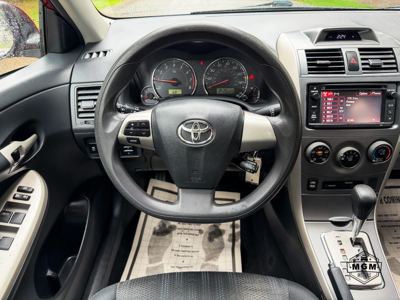 Toyota Corolla S 4D Sedan 2013