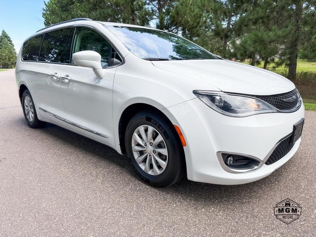 Chrysler Pacifica Touring-L 2017
