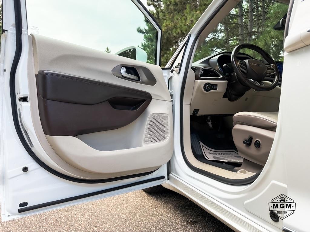 Chrysler Pacifica Touring-L 2017