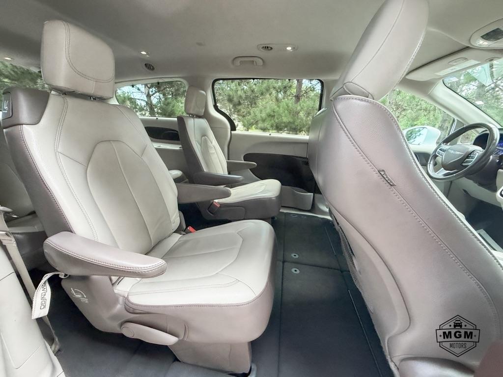 Chrysler Pacifica Touring-L 2017