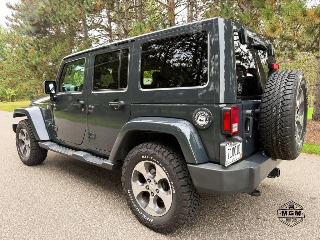 Jeep Wrangler Unlimited Sahara 4WD 2016