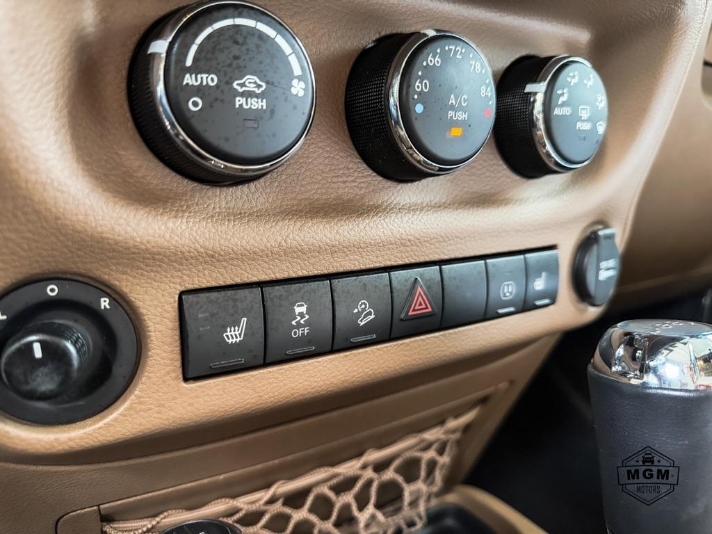 Jeep Wrangler Unlimited Sahara 4WD 2016