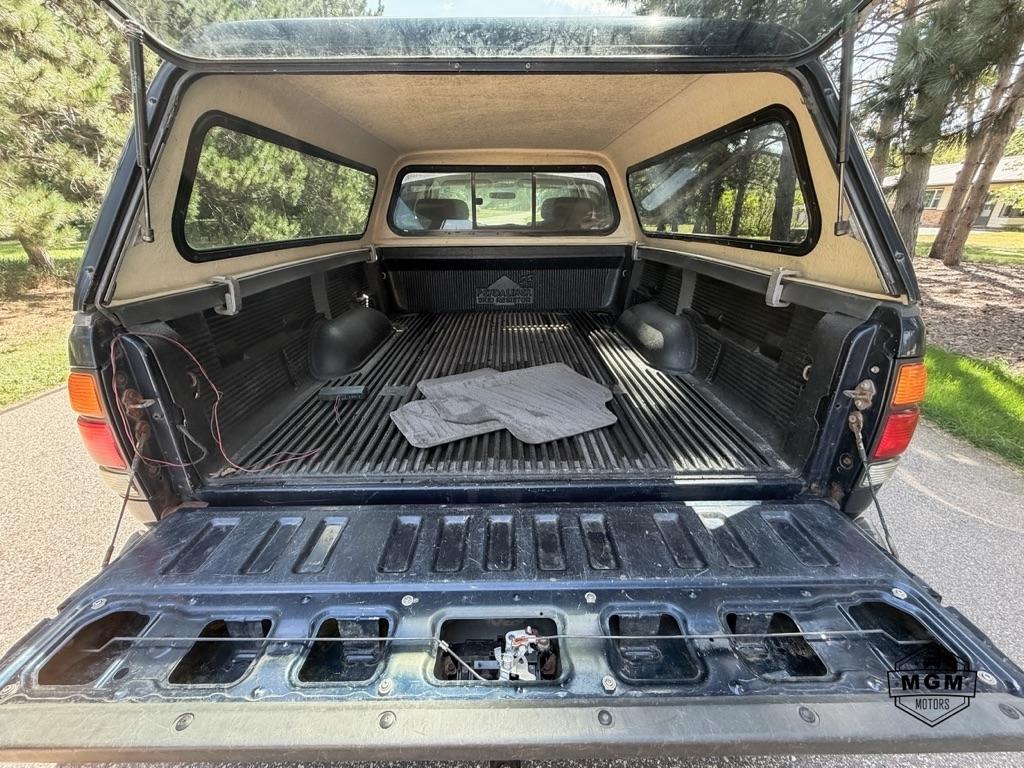 Toyota Tundra SR5 Access Cab 4WD 2003