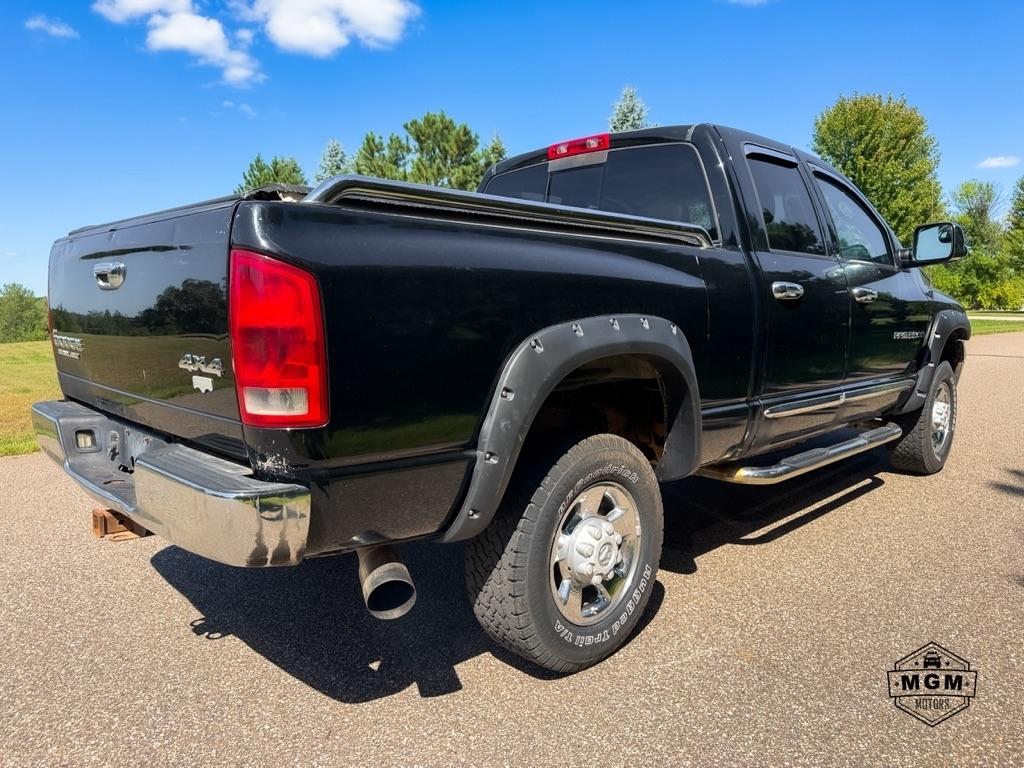 Dodge Ram 3500 Laramie Quad Cab 4WD 2004