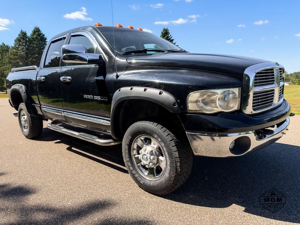 Dodge Ram 3500 Laramie Quad Cab 4WD 2004