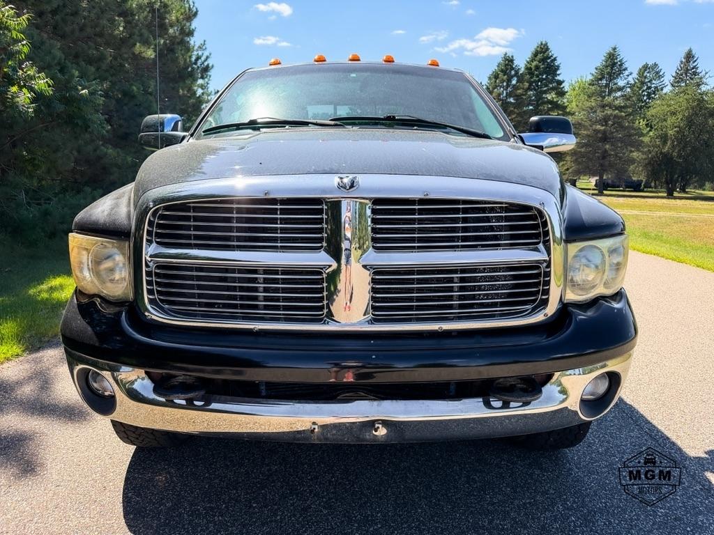 Dodge Ram 3500 Laramie Quad Cab 4WD 2004