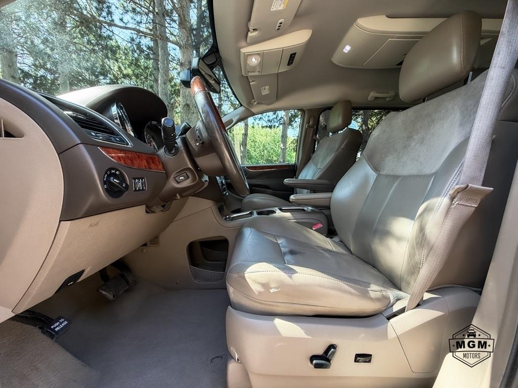 Chrysler Town & Country Limited 2012