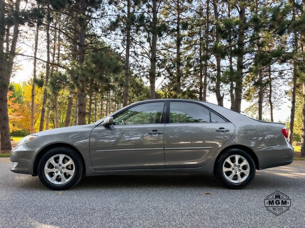 Toyota Camry XLE V6 2006