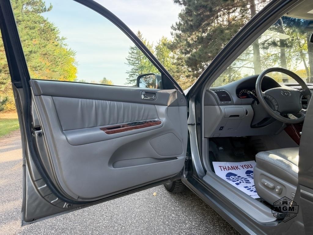 Toyota Camry XLE V6 2006