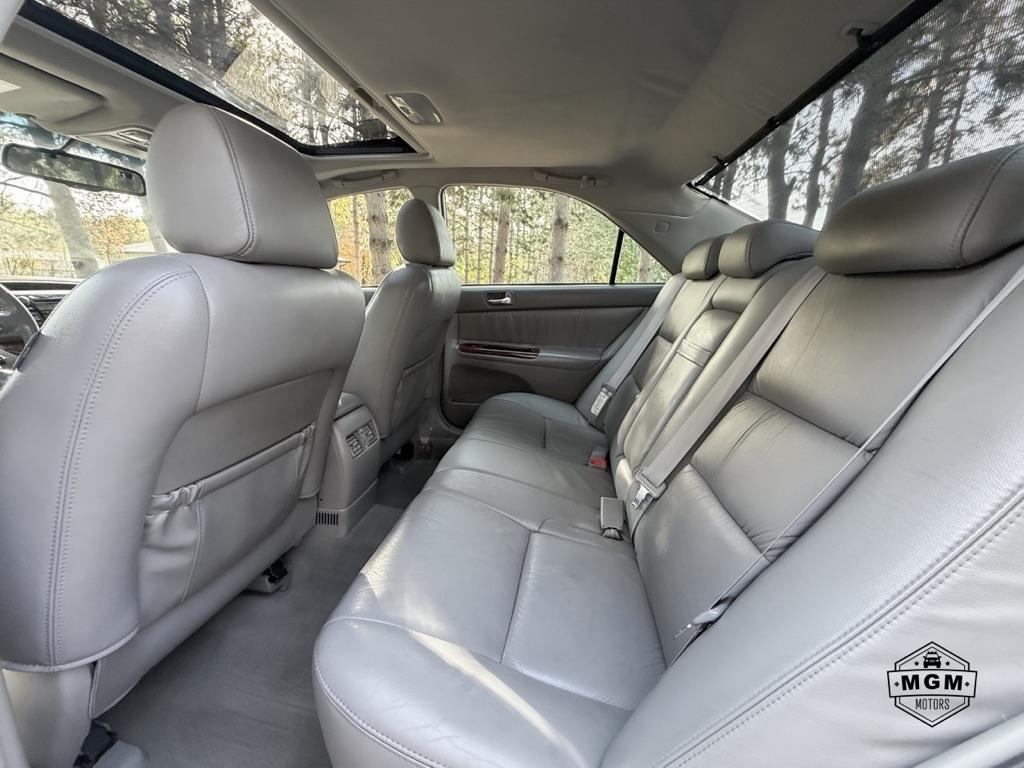 Toyota Camry XLE V6 2006
