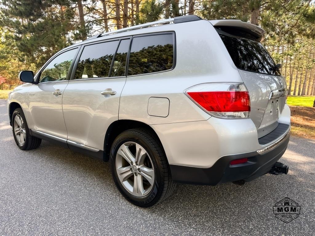 Toyota Highlander Limited 4WD 2013