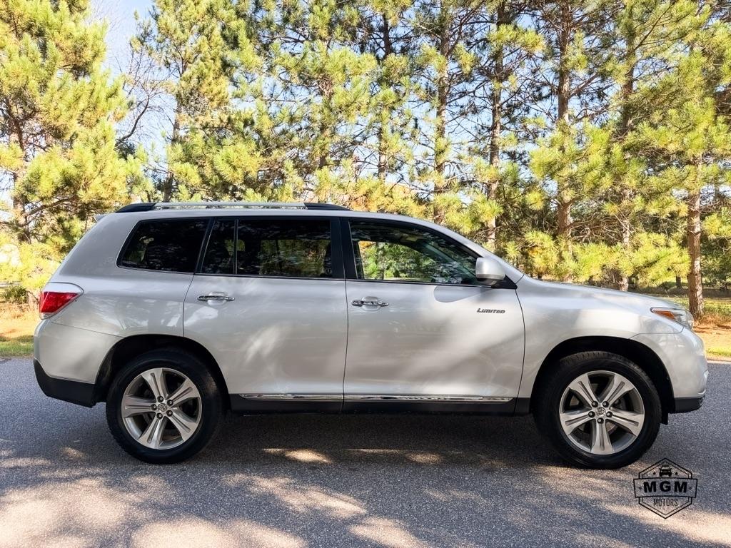 Toyota Highlander Limited 4WD 2013