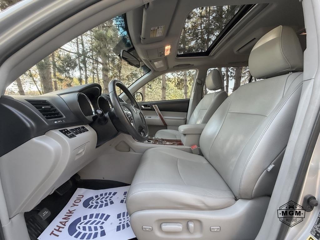 Toyota Highlander Limited 4WD 2013