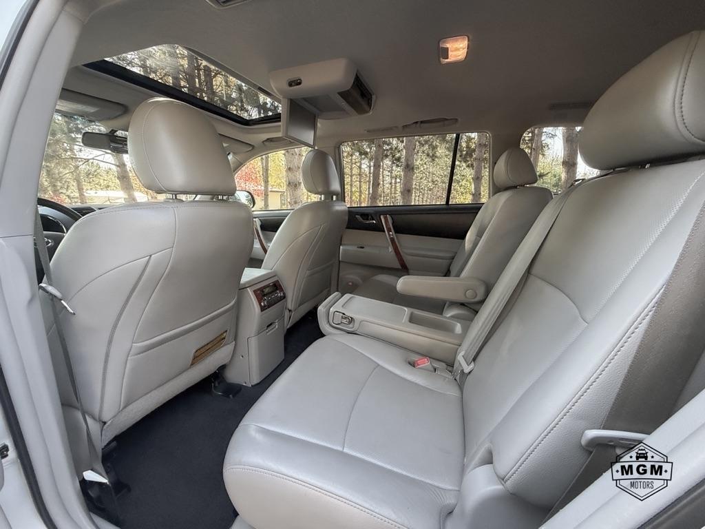 Toyota Highlander Limited 4WD 2013