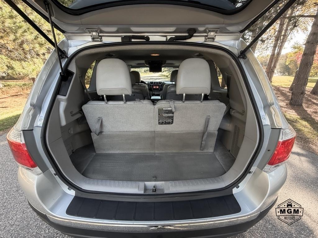 Toyota Highlander Limited 4WD 2013