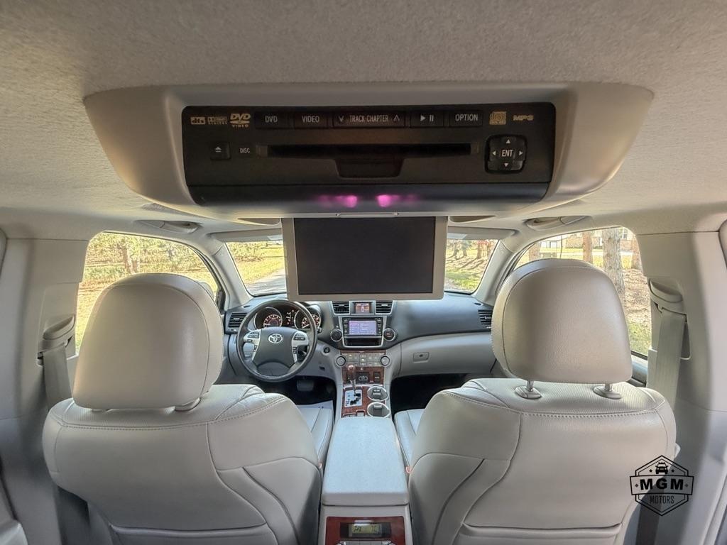Toyota Highlander Limited 4WD 2013