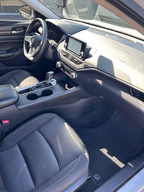 Nissan Altima 2.5 S 2021 Nissan Altima 2.5 S 2021