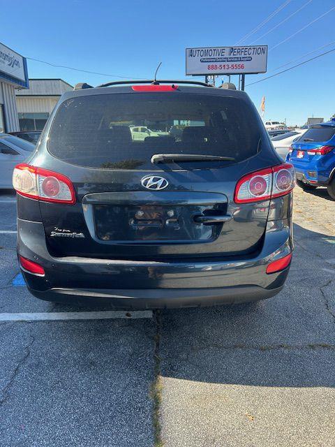 Hyundai Santa Fe GLS 2.4 FWD 2012 Hyundai Santa Fe GLS 2.4 FWD 2012