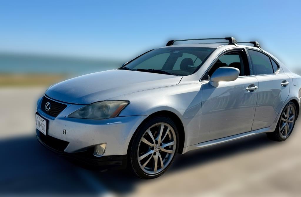 2008 Lexus IS 250's photo