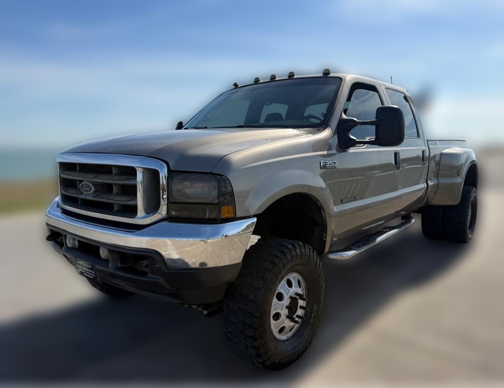 2002 Ford F-350 Super Duty XLT's photo
