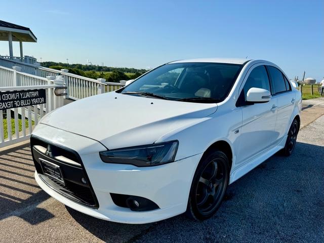 White 2015 Mitsubishi Lancer GT FWD Sedan Front-Wheel Drive Automatic