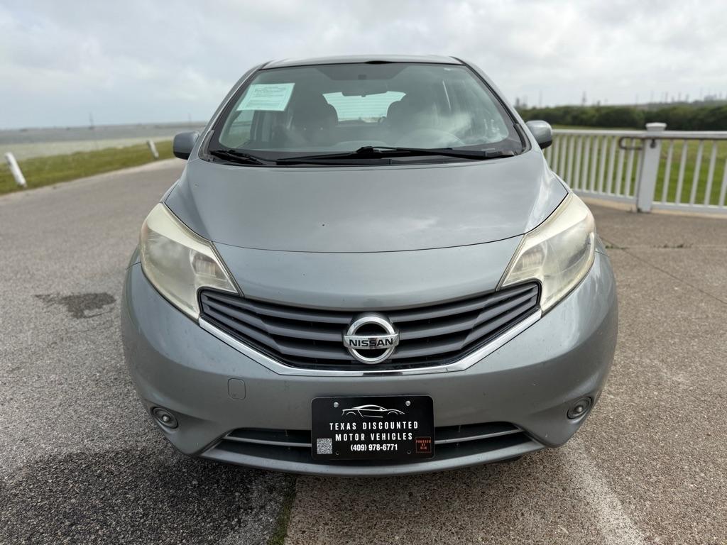 View vehicle photo 2