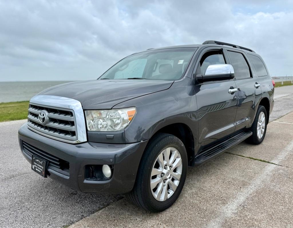 2012 Toyota Sequoia 5.7 Auto 4WD FFV Platinum's photo