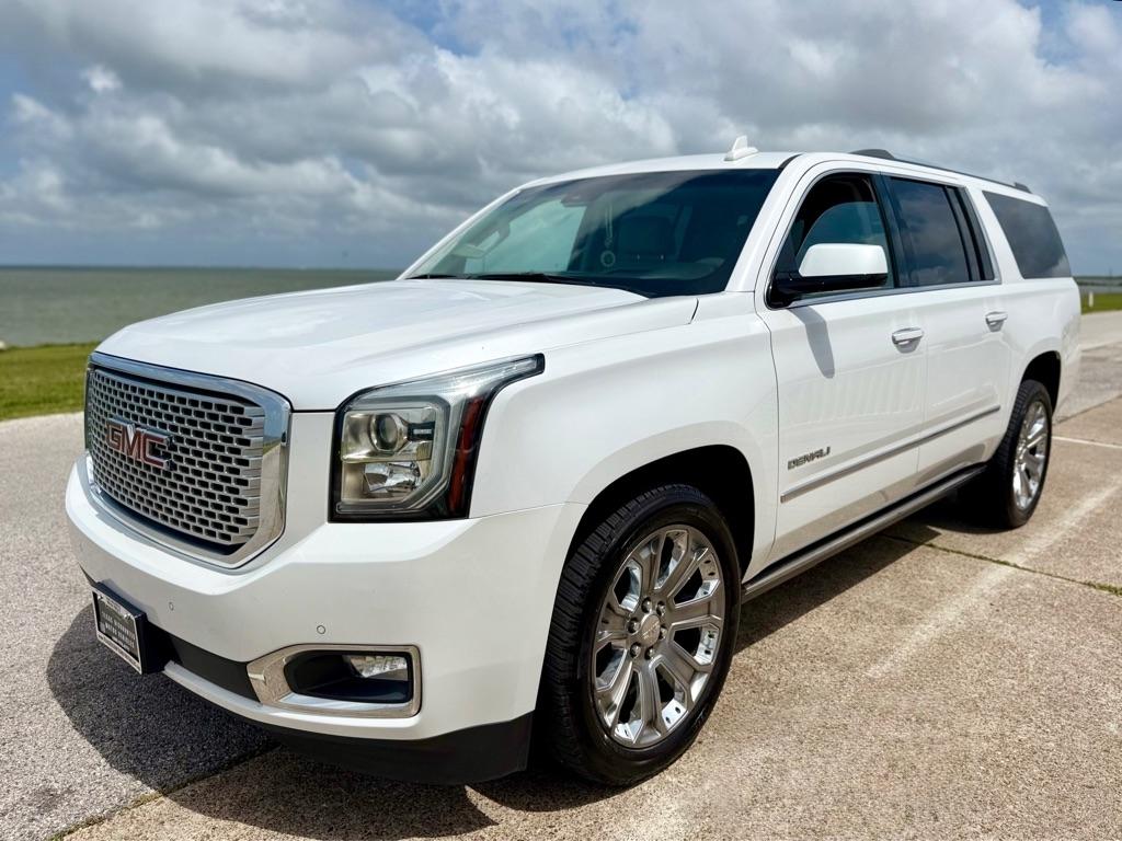 2017 GMC Yukon XL DENALI