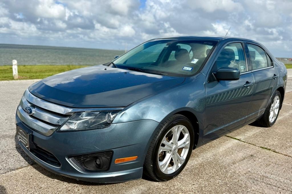 Blue 2012 Ford Fusion SE Sedan Front-Wheel Drive Automatic