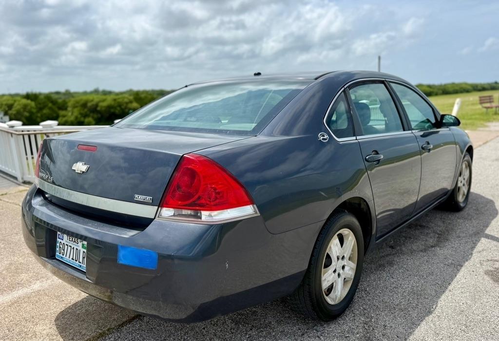 Chevrolet Impala photo 5