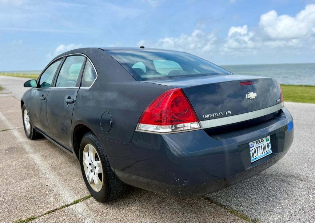 Chevrolet Impala photo 7