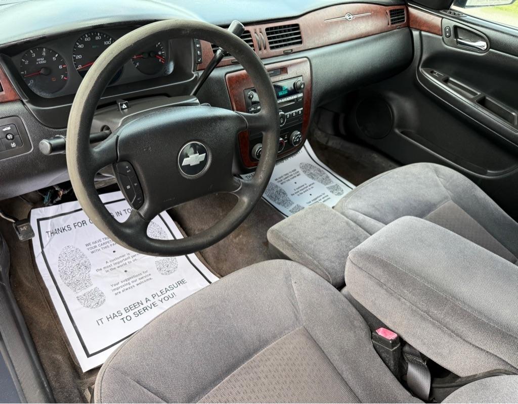 Chevrolet Impala photo 9