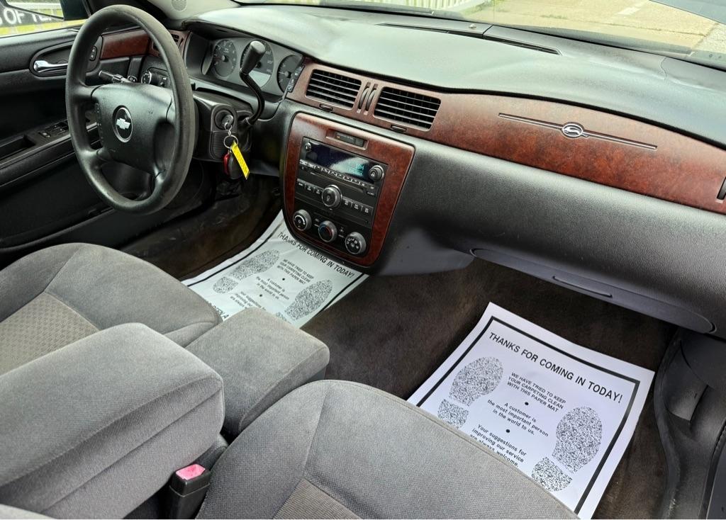 Chevrolet Impala photo 12