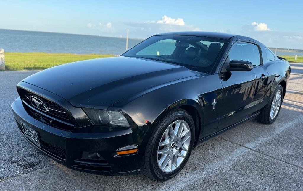 2014 Ford Mustang PREMIUM