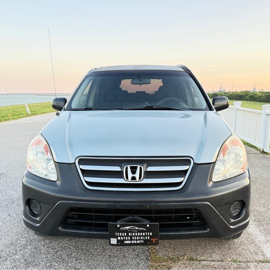 Honda CR-V photo 2