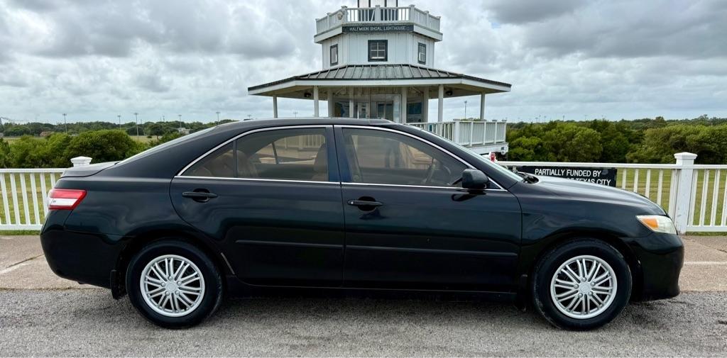 Toyota Camry photo 4