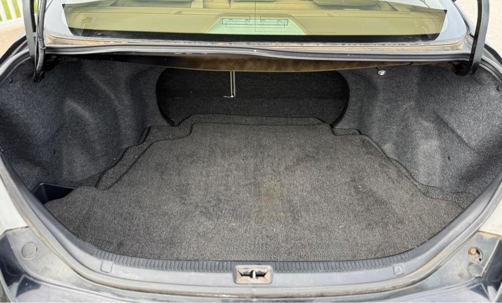 Toyota Camry photo 17
