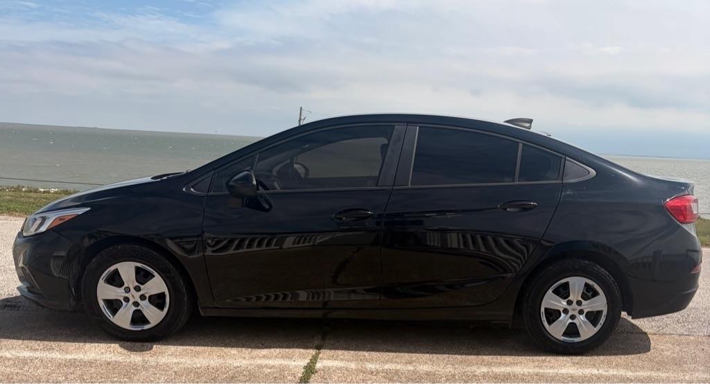 Chevrolet Cruze photo 8