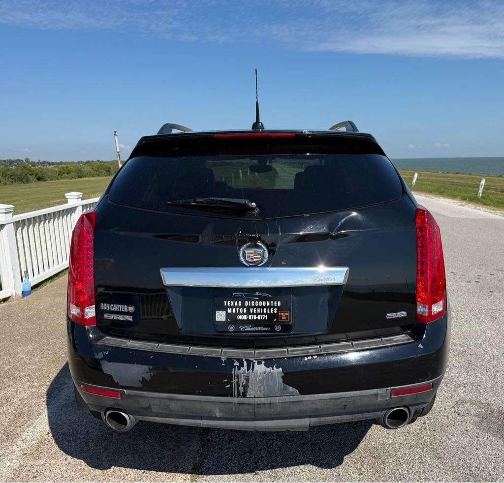 Cadillac SRX photo 6