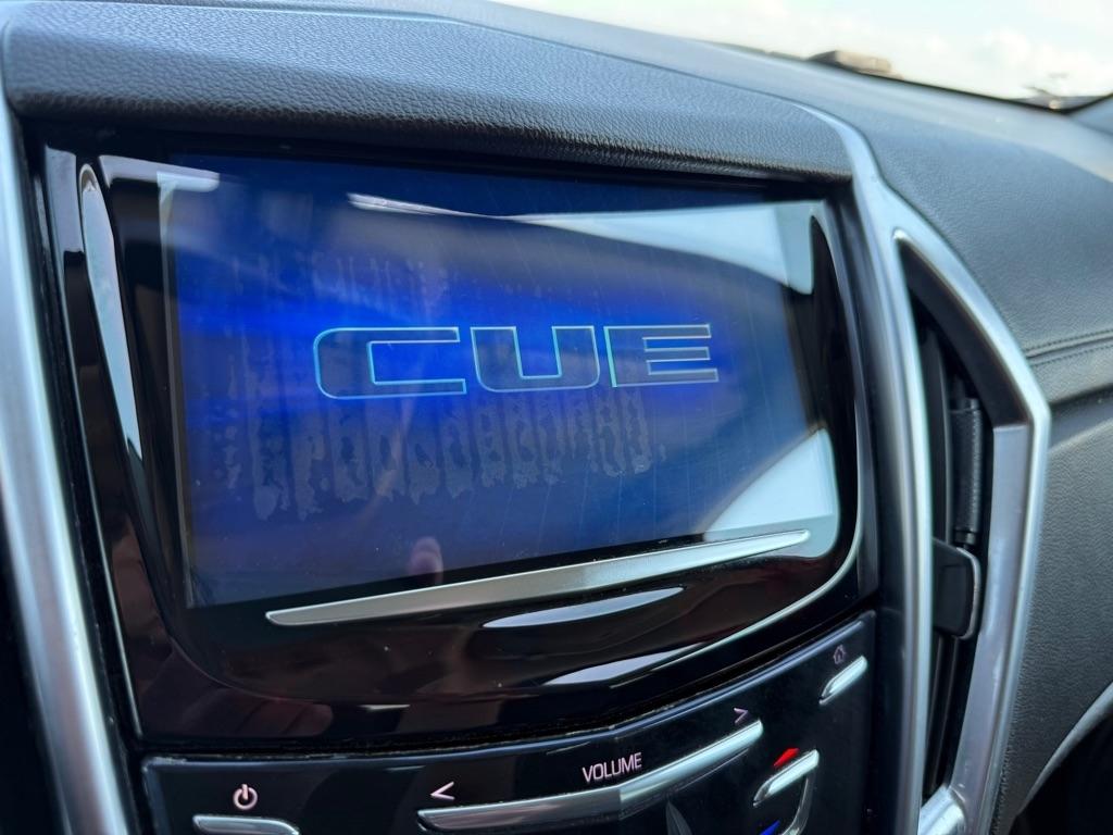 Cadillac SRX photo 15