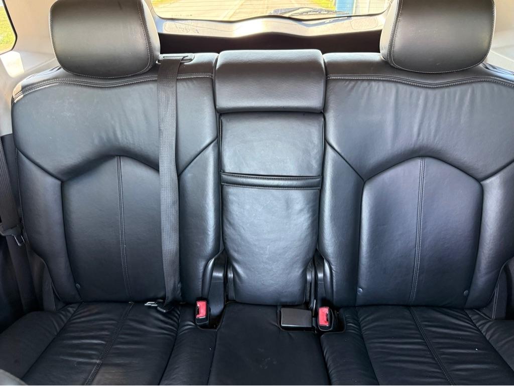 Cadillac SRX photo 18