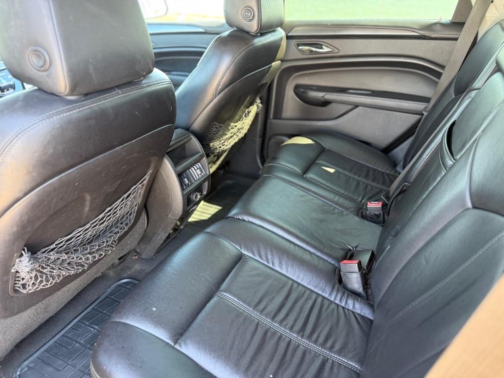 Cadillac SRX photo 19